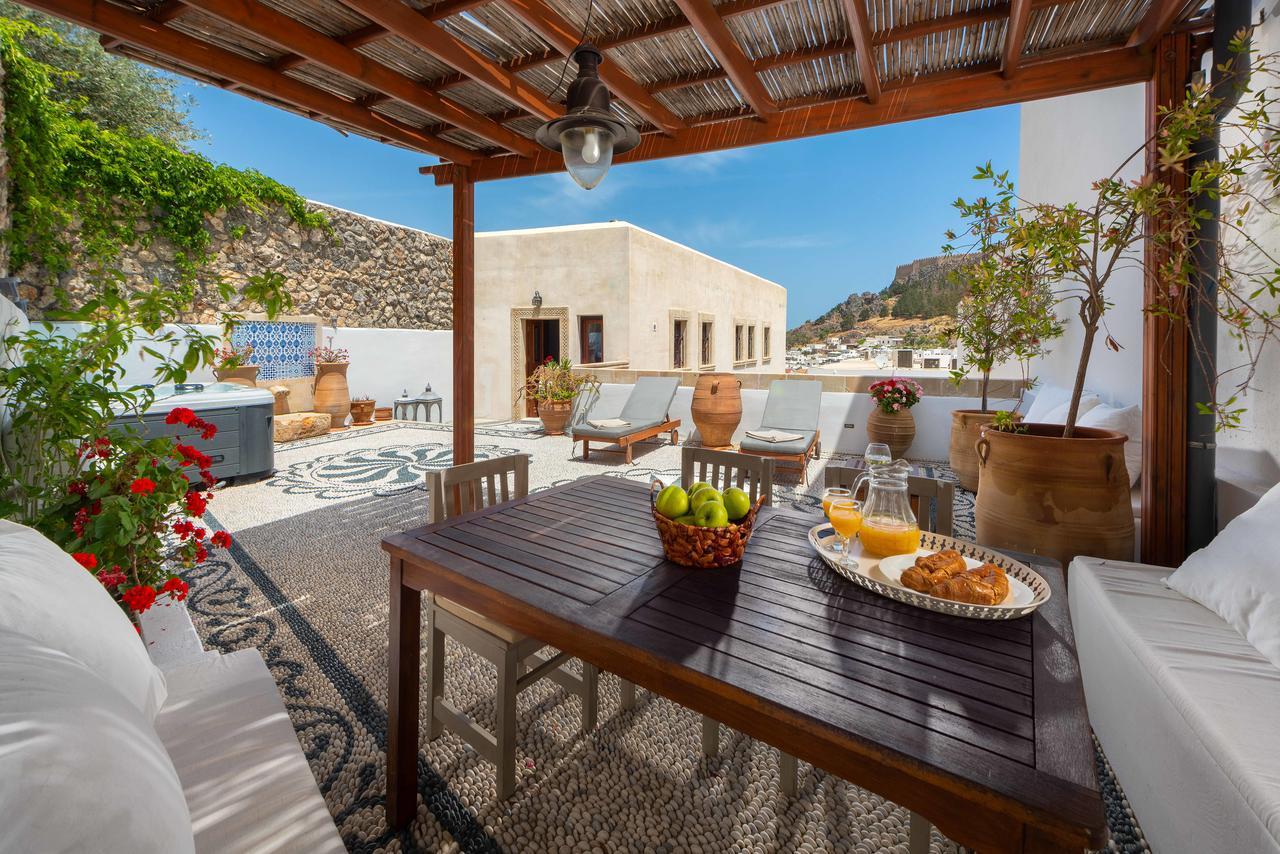 Villa Eleni With Hot Tub And Acropolis View Líndos Eksteriør billede